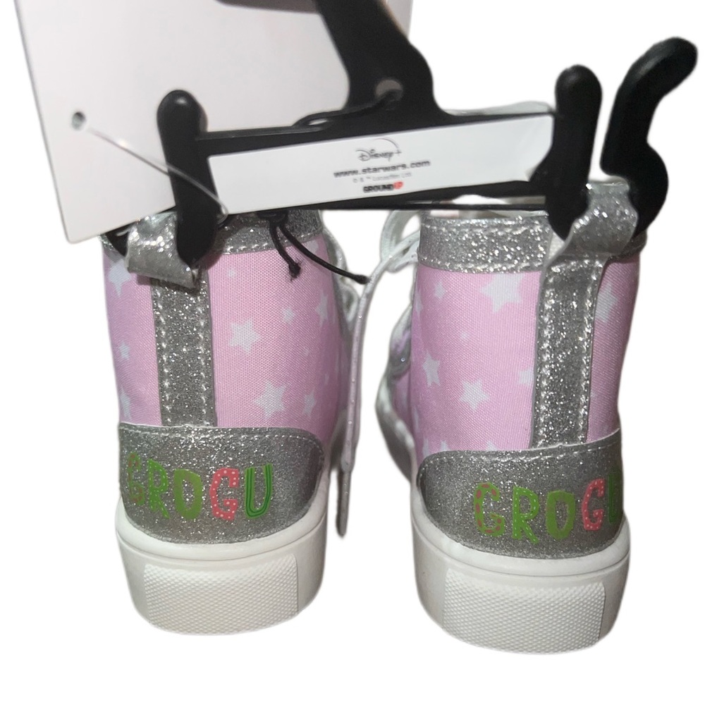 Shoes - Picture 2 of 4